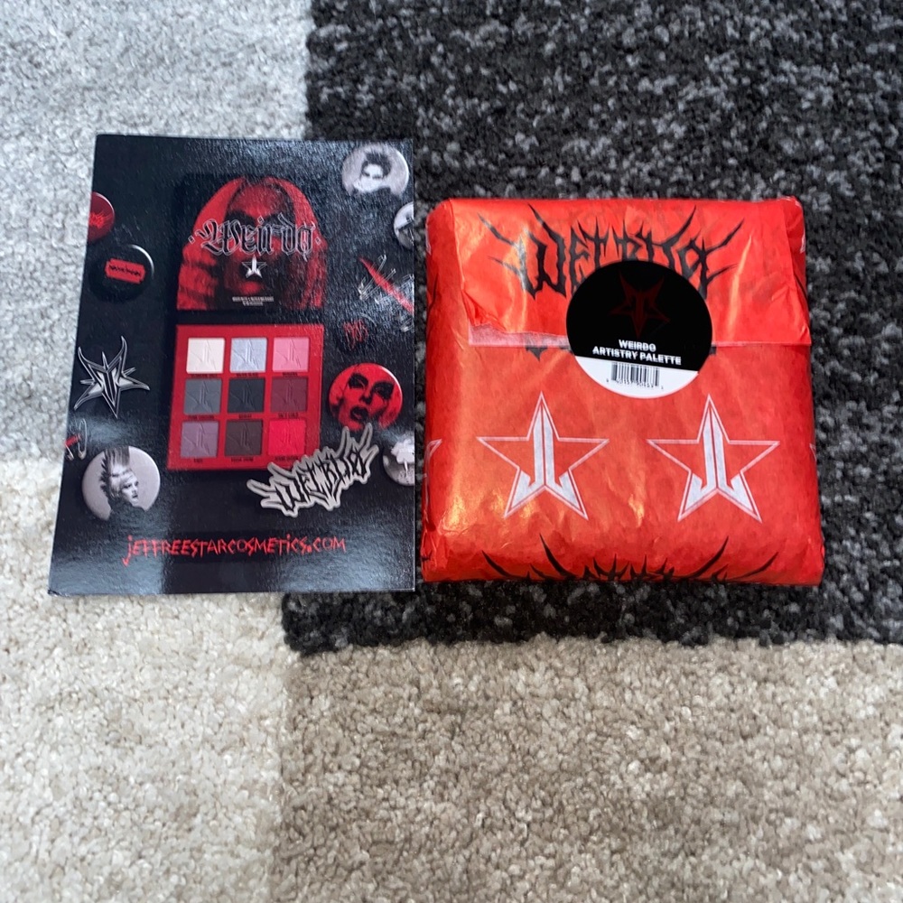 Jeffree Star Weirdo eyeshadow palette